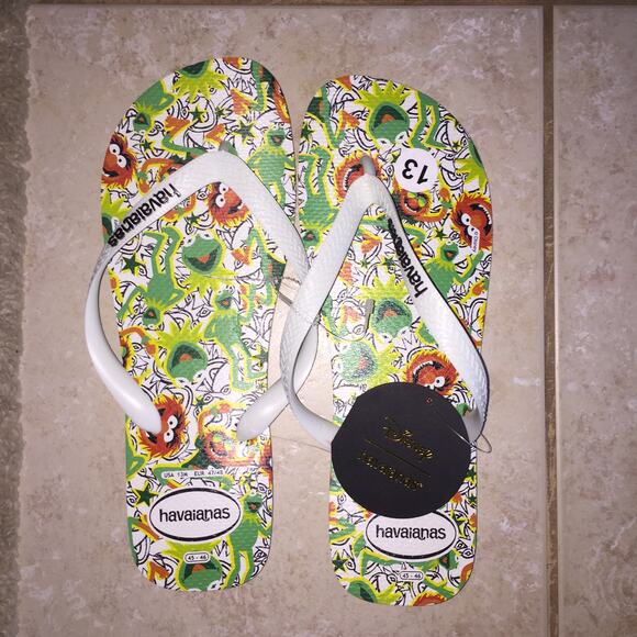 Disney Sesame Street Havaianas Sandals Flip  Flops Thongs Size 13 NEW - Picture 1 of 3